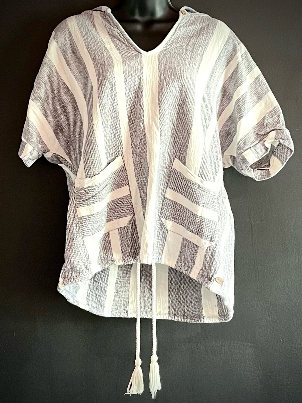 Roxy Striped V-Neck Tunic Top - White & Gray